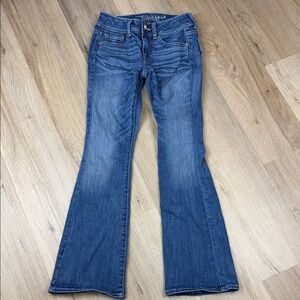 American Eagle Kick Boot Super Stretch Jeans.  Size 0 Short